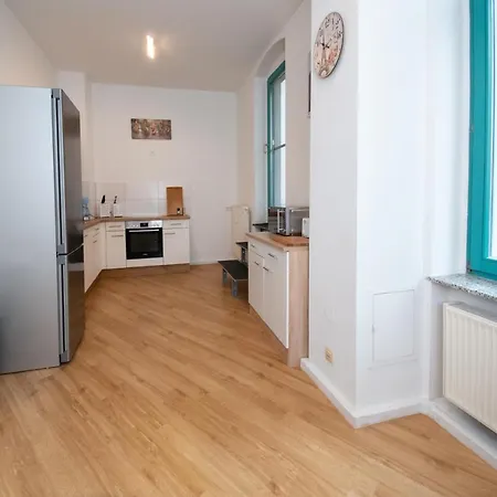 Room&go: Zentral - Terrasse - Weber Grill Halle (Saale)